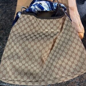 Authentic Gucci Horsebit Hobo Bag Vintage Monogram